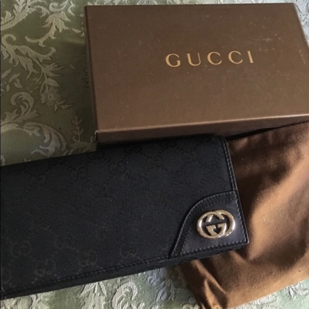 Wallet! New Without Tags, With Box And Dust Bag. - image 3